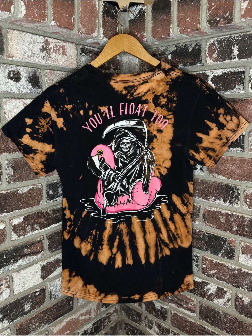 Retrofit Grim Reaper on a Flamingo You’ll Float Too Bleach Spiral Tiedye Tshirt
